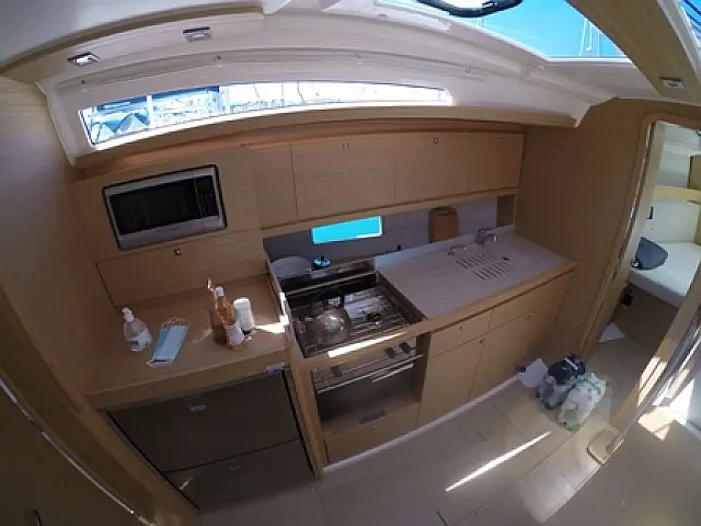 Dufour 390 Grand Large - [Internal image]