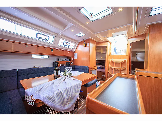 Bavaria Cruiser 46 - [Internal image]