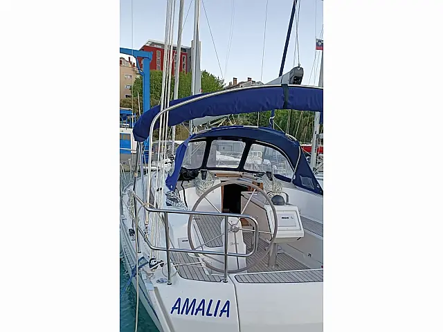 Bavaria Cruiser 37 - [External image]