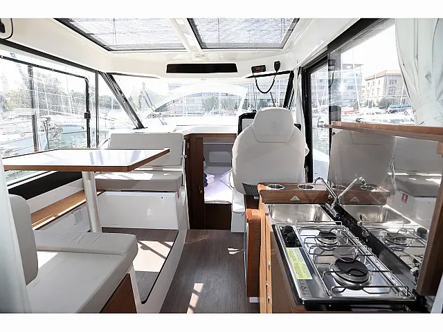 Merry Fisher 895 - [Internal image]
