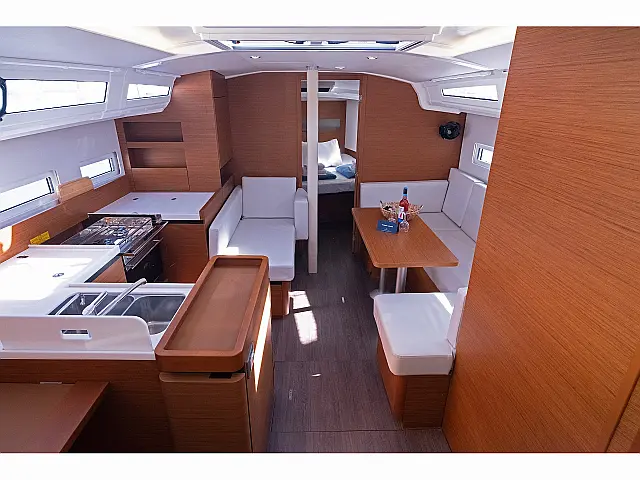 Sun Odyssey 410 - [Internal image]