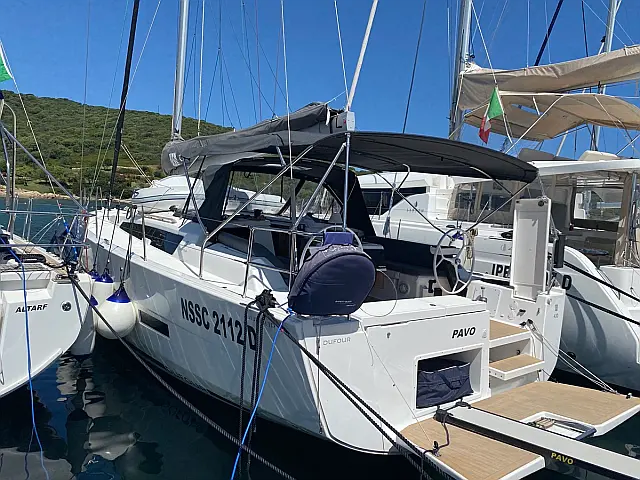 Dufour 430 Grand Large - [External image]