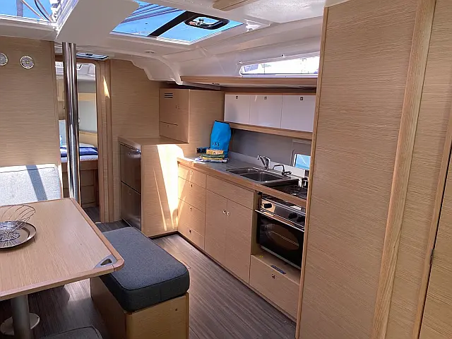 Dufour 430 Grand Large - [Internal image]