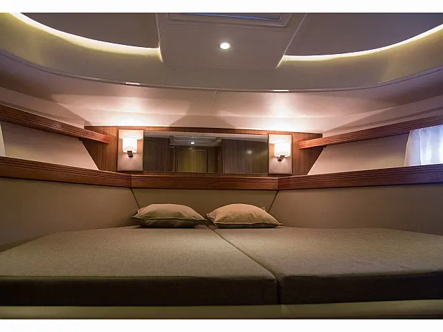 Bavaria 43 HT Sport - [Internal image]