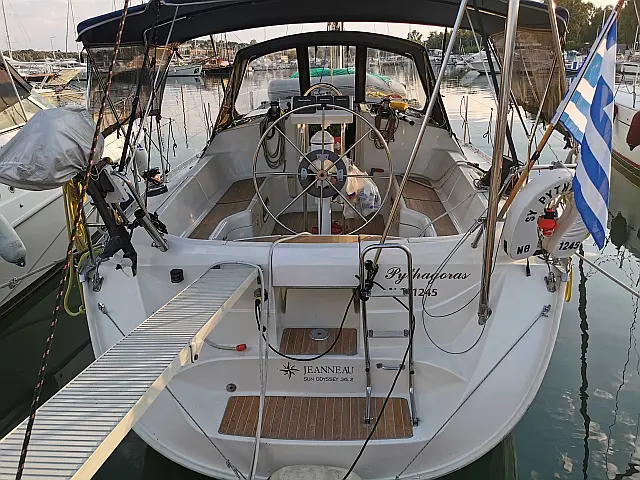 Sun Odyssey 36.2 - [External image]