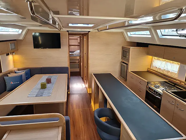 D&D Kufner 50 I. - [Internal image]