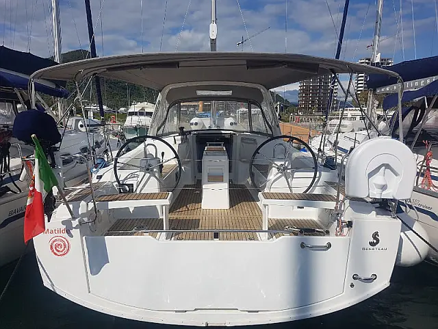 Oceanis 38.1 - [External image]