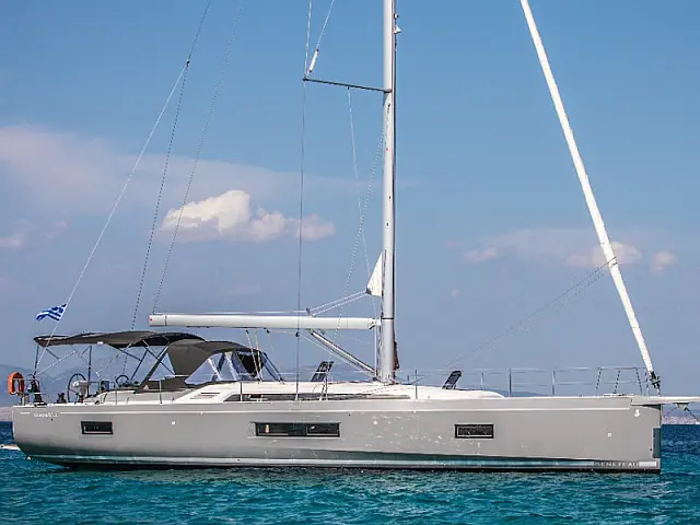 Oceanis 51.1 - [External image]