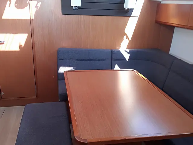 Bavaria Cruiser 46 m. - [Internal image]
