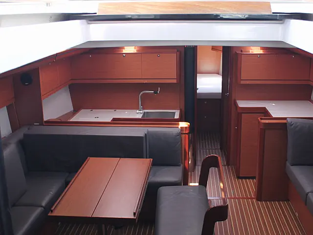 Dufour 520 Grand Large - [Internal image]