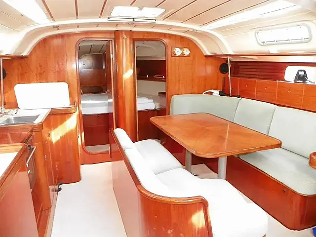 Oceanis 440 - [Internal image]
