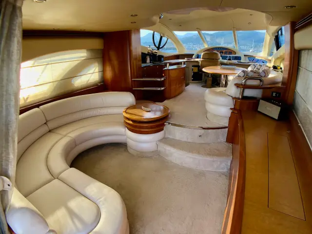 Azimut 55 Cosmos - [Internal image]