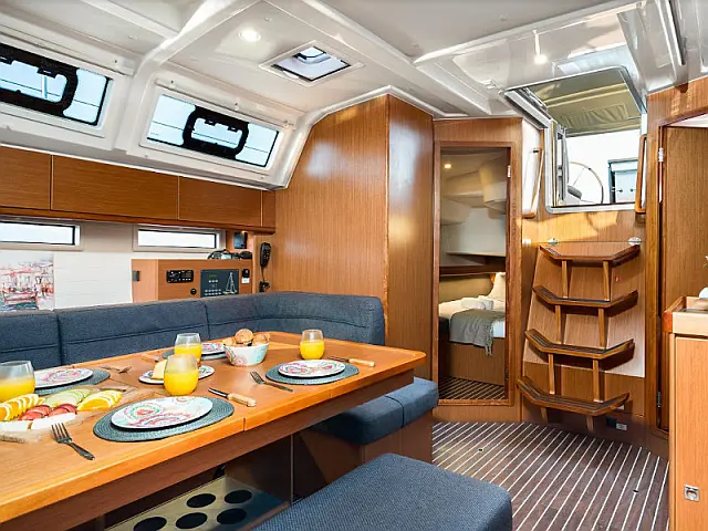 Bavaria Cruiser 46 - [Internal image]