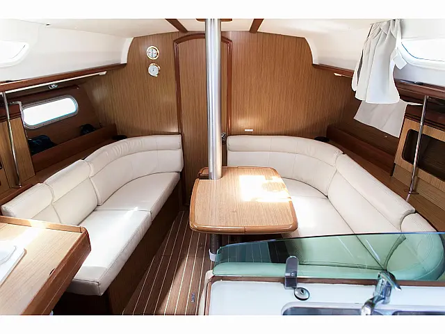 Sun Odyssey 36i - [Internal image]