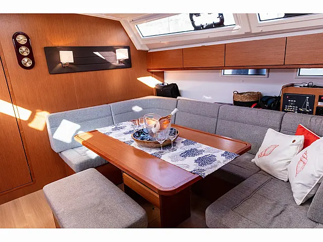 Bavaria 46 Cruiser - [Internal image]
