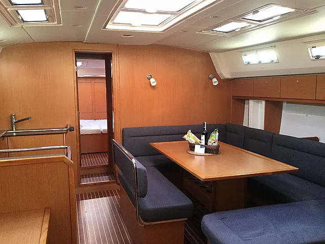Bavaria 50 Cruiser - [Internal image]
