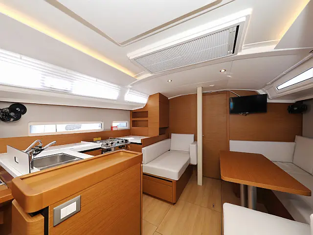 Sun Odyssey 410 - [Internal image]
