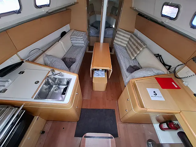 Beneteau First 35 - [Internal image]