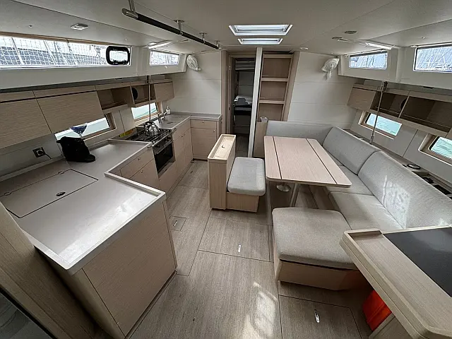 Oceanis 46.1 (3 cab) - [Internal image]