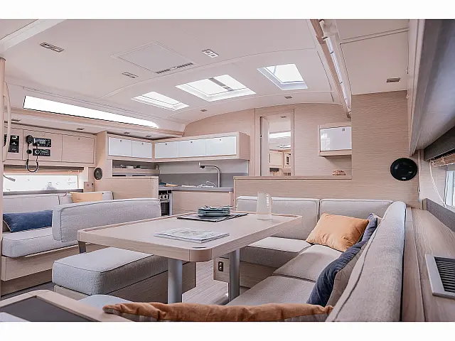 Dufour 470 - [Internal image]