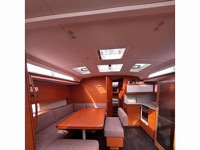 Dufour 470 - [Internal image]