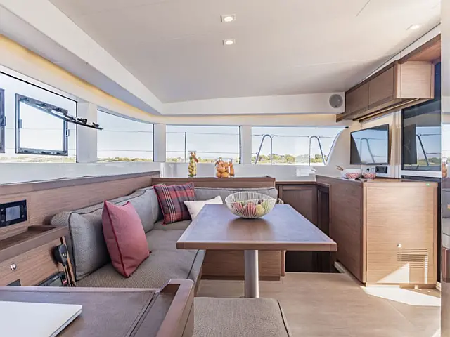Lagoon 40 - [Internal image]