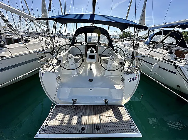 Bavaria Cruiser 37 - [External image]