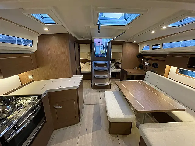 Oceanis 40.1 - [Internal image]