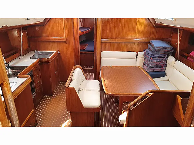 Bavaria 47 - [Internal image]