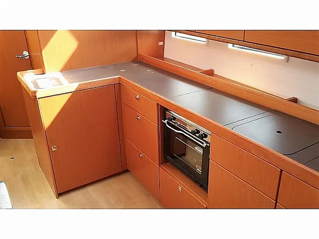 Bavaria Cruiser 46  - [Internal image]