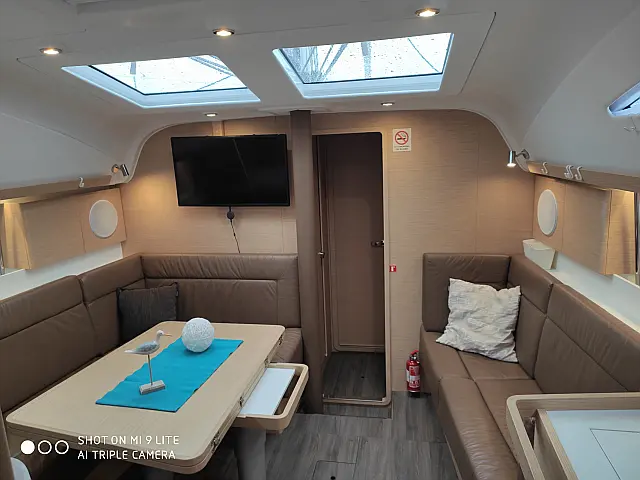 Elan 45 Impression - [Internal image]