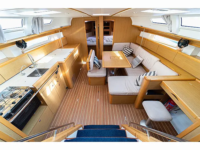 Sun Odyssey 44 i - [Internal image]