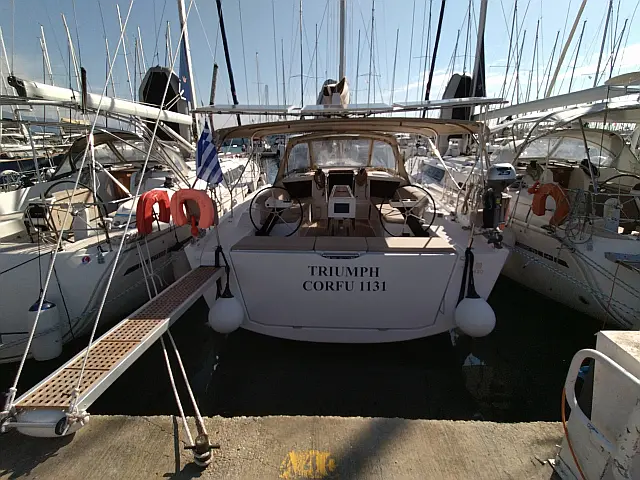 Dufour 430 - [External image]