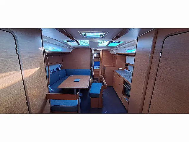 Dufour 430 GL - [Internal image]