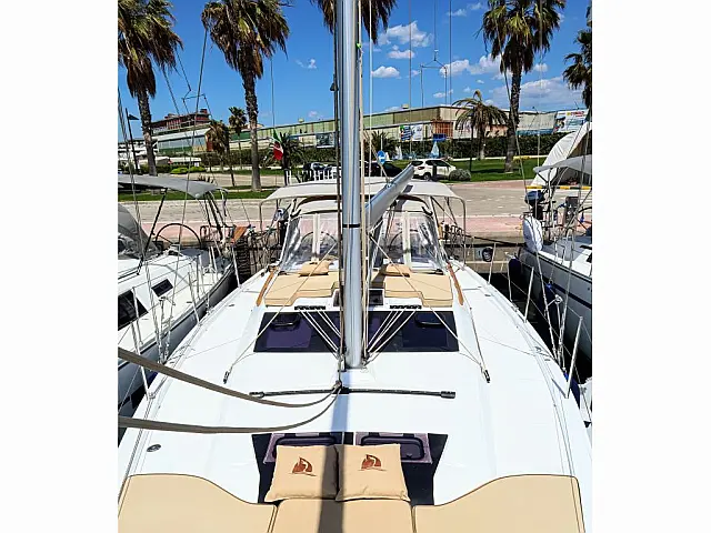 Dufour 390 Grand Large - [External image]