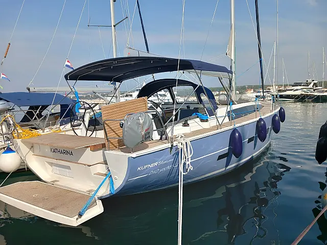 D&D Kufner 56 - 5 cab - [External image]