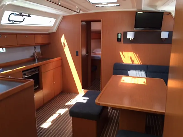 Bavaria Cruiser 46 - [Internal image]