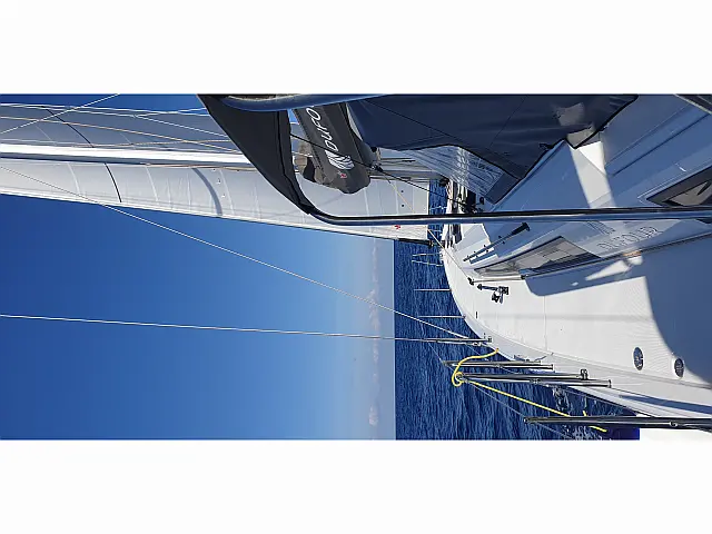 Dufour 470 Grand Large  - [Internal image]