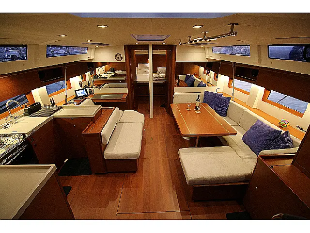 Oceanis 51.1 First Line - [Internal image]
