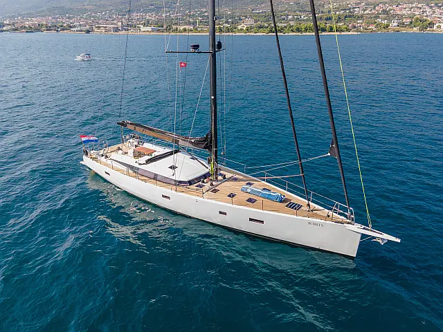 CNB 76 - [External image]