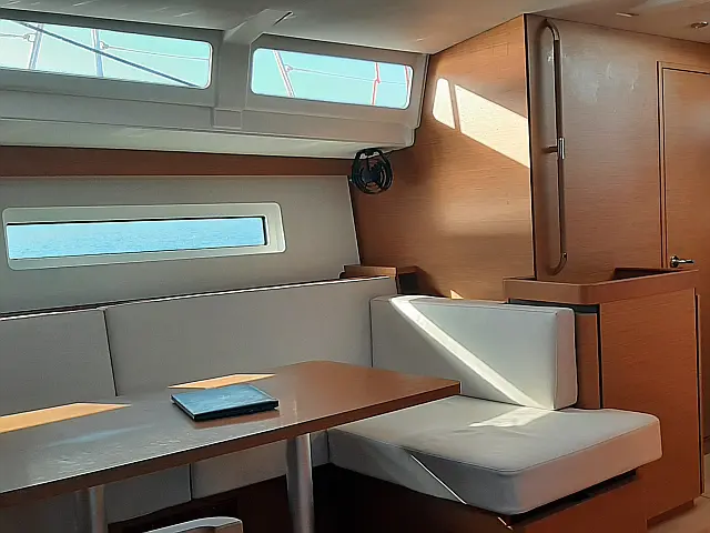 Sun Odyssey 490 - [Internal image]