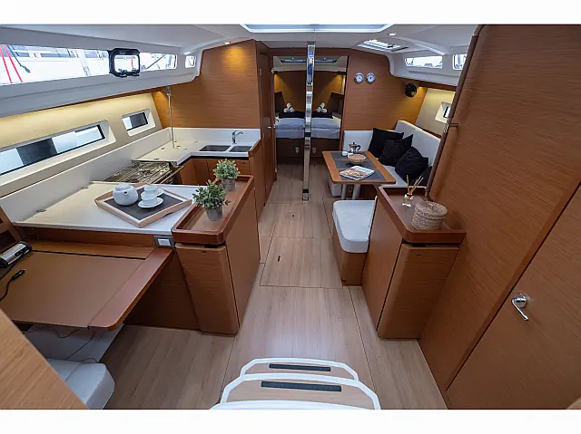 Sun Odyssey 440 - [Internal image]