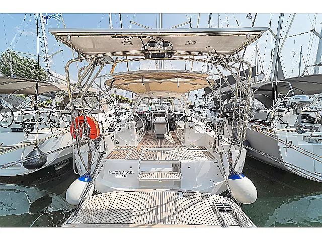 Oceanis 41.1 - [External image]