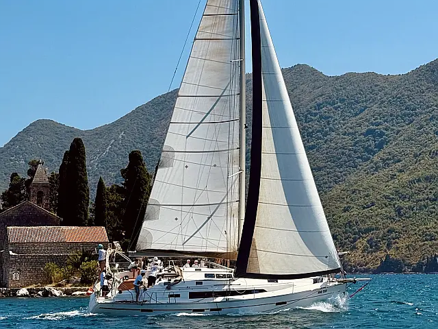 Bavaria Cruiser 46 - [External image]
