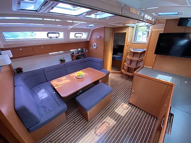 Bavaria Cruiser 46 - [Internal image]