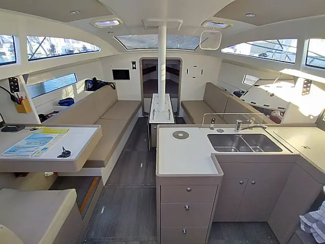 RM 10.70 - [Internal image]