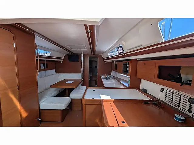 Dufour 375 Grand Large - [Internal image]
