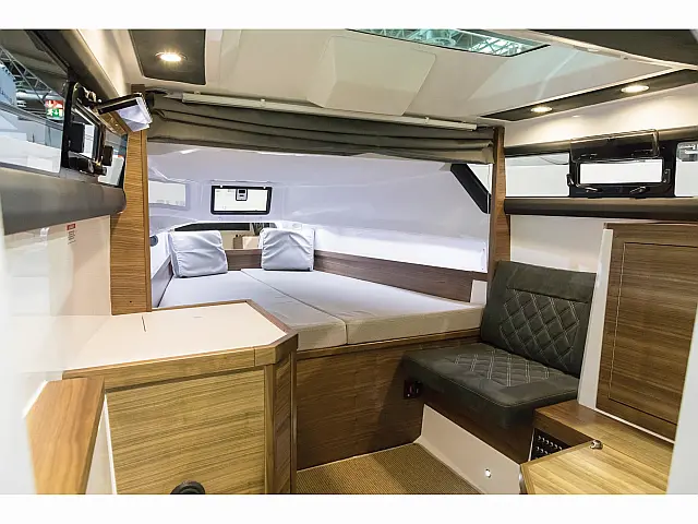 Axopar 37 XC Cross Cabin (1 cabin) - [Internal image]