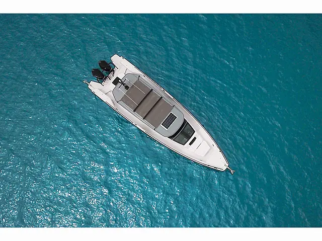 Axopar 37 XC Cross Cabin (2 cabins) - [Internal image]