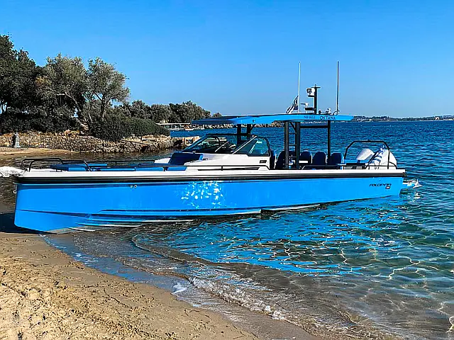 Axopar 37 Sun Top (1 cabin) - [Internal image]